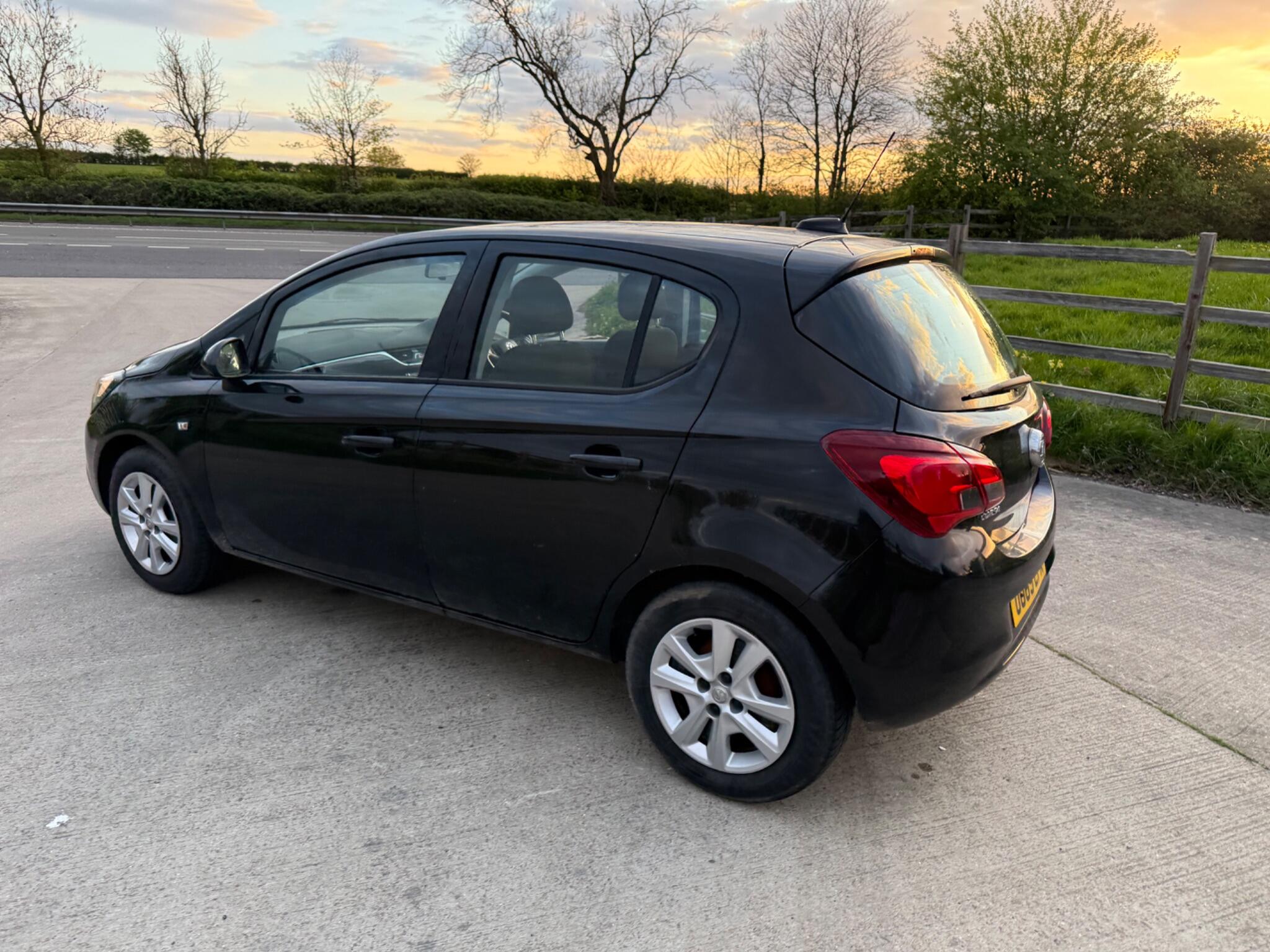 Vauxhall Corsa 1.4i Design Euro 6 (s/s) 5dr — photo 58 of 104